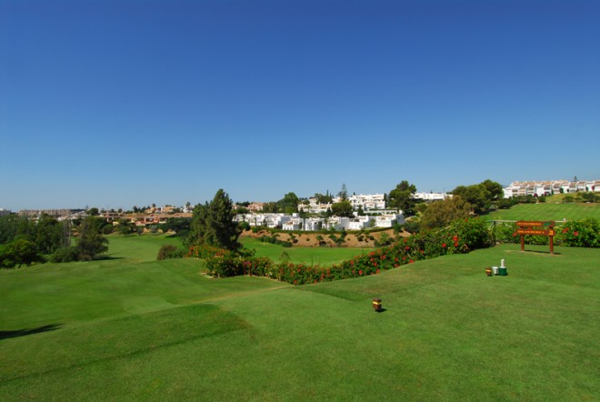 Aloha Golf Club - Málaga - España - Alquiler de palos de golf
