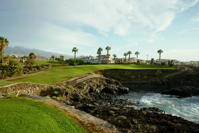 Amarilla Golf and Marina - Tenerife - Sud (TFS) - Espagne - Location de clubs de golf