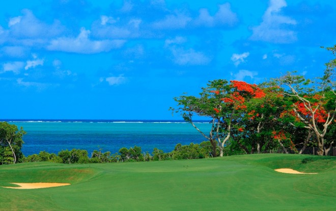 Anahita Four Seasons Golf Club - Mauritius Island - Republic of Mauritius - Clubs to hire