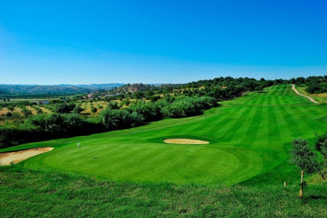 Benamor Golf Course - Faro - Portugal - Clubs to hire