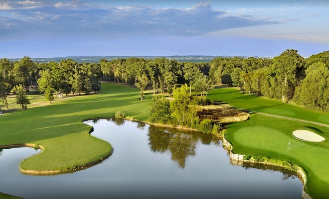 Bethemont Golf & Country Club - Paris OUEST- Saint Germain - France - Location de clubs de golf