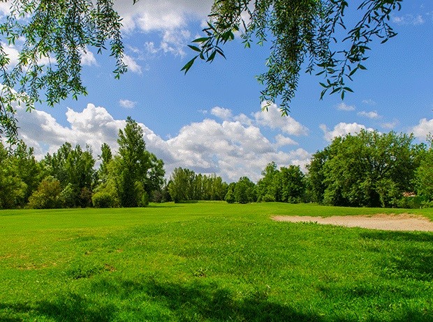 Garden Golf de Cergy - Paris - France - Clubs to hire