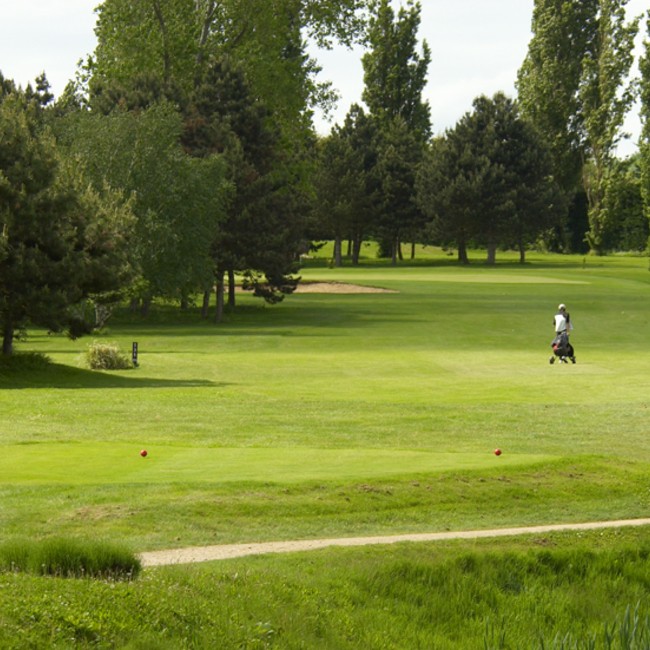 Golf Blue Green de Villennes - Paris - Francia - Alquiler de palos de golf