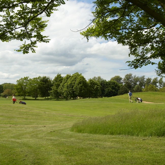 Golf Blue Green de Villennes - Paris OUEST- Saint Germain - France - Location de clubs de golf