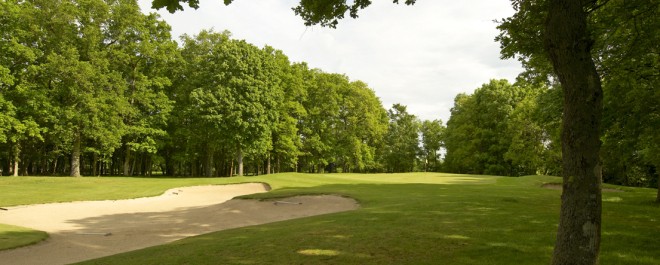 Golf Blue Green Guerville - Paris OUEST- Saint Germain - France - Location de clubs de golf