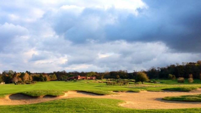 Golf de Joyenval - Paris OUEST- Saint Germain - France - Location de clubs de golf