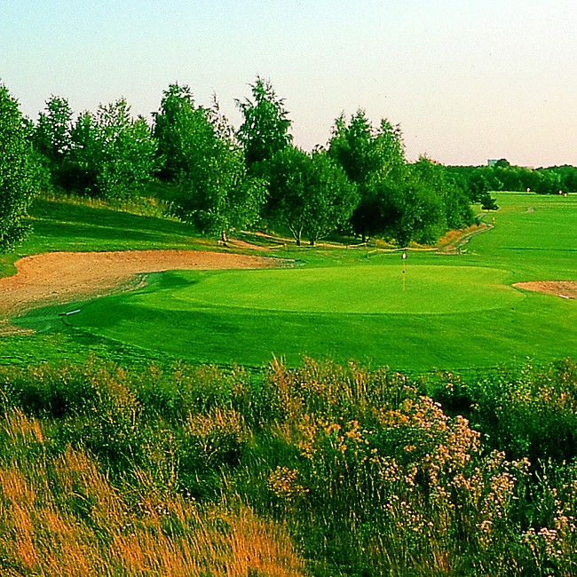 Golf de Saint-Quentin-en-Yvelines - Paris OUEST- Saint Germain - France - Location de clubs de golf