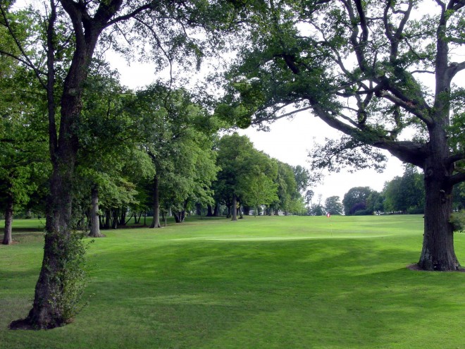 Golf domaine du Coudray - Paris - France - Clubs to hire