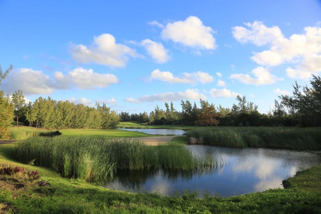 Ile Aux Cerfs Golf Club - Isla Mauricio - República de Mauricio - Alquiler de palos de golf