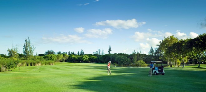 Legend Golf at Constance Belle Mare - Isla Mauricio - República de Mauricio - Alquiler de palos de golf