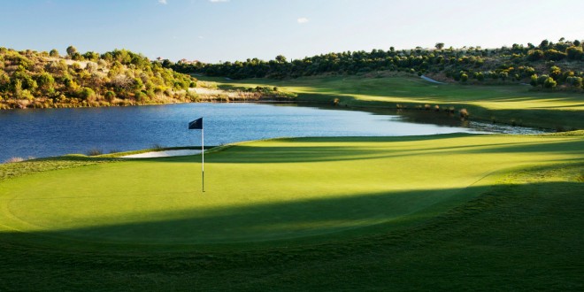 Monte Rei Golf et Country Club - Faro - Portugal - Alquiler de palos de golf