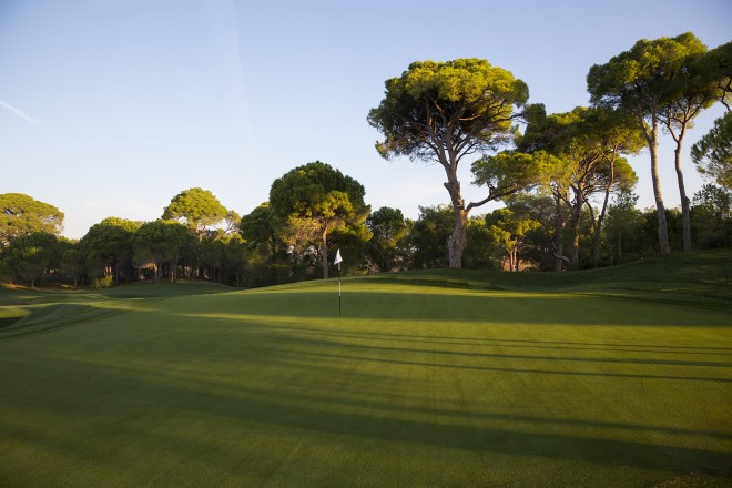 Montgomerie Maxx Royal Golf Course - Belek - Antalya - Alquiler de palos de golf