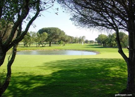 Novo Sancti Petri Golf Club - Málaga - España - Alquiler de palos de golf