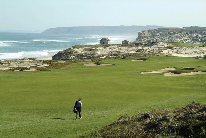 Praia D el Rey Golf and Beach Resort - Lisbon - Portugal - Clubs to hire