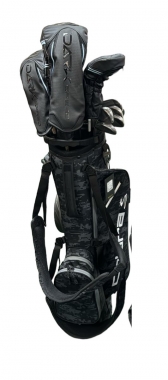 Alquiler de palos de golf Cobra Dark Speed Desde 13,20 €